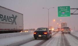 Sniego audra užklupo JAV šiaurės rytinę dalį