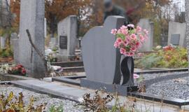 Vagys toliau drumsčia amžinąją ramybę