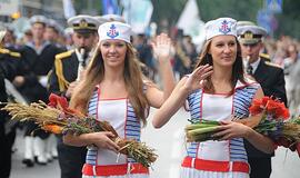 "Klaipėdos šventės" tebelaukia krikšto