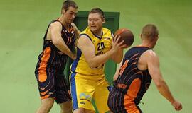 "Nafta-Universitetas" namuose įveikė "Merestą"