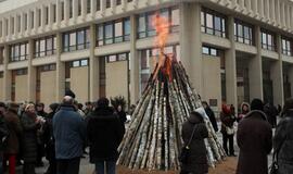 Prie Seimo atidengta atminimo lenta Lietuvos valstybės gynėjams