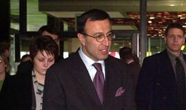 Buvęs Bulgarijos prezidentas Petaras Stojanovas nuteistas už antausį žurnalistui