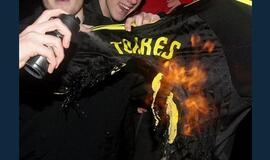 Fernandas Toresas į &quot;Chelsea&quot; perėjo už rekordinę sumą