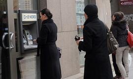 Gal valdantieji pagaliau pamatys ir bankų monopolijas, klausia europarlamentaras