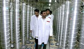 JAV žvalgyba teigia, kad Irano vadovai nesutaria dėl branduolinės bombos kūrimo