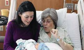 Jungtinėse Valstijose senelė pagimdė savo pačios anūką