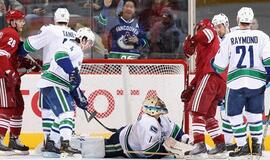 NHL lyderiai sutriuškino varžovus