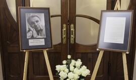 Vilniuje pašarvotas Justinas Marcinkevičius