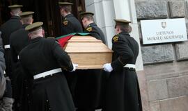 Vilniuje pašarvotas Justinas Marcinkevičius