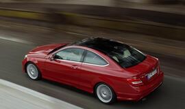 Pristatytas naujas "Mercedes-Benz" C klasės modelis