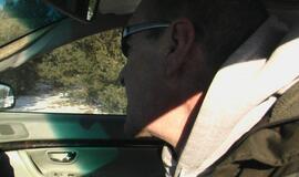 Girtas vyriškis pavogė "Volvo“ ir sukėlė avariją