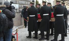 Vilniuje pašarvotas Justinas Marcinkevičius