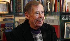 Buvęs Čekijos prezidentas Vaclavas Havelas paguldytas į ligoninę