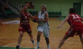 "Lemminkainen" nusileido lyderėms