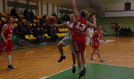 "Lemminkainen" nusileido lyderėms