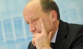 Andrius Kubilius pirmiausia siūlo atkurti sumažintas pensijas