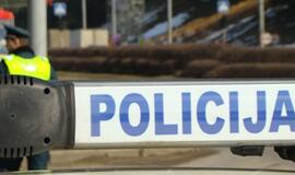 Klaipėdoje aptiktas apgadintas policijos automobilis