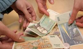 Pensijos nedirbantiesiems pensininkams bus išmokėtos iki Šv. Velykų