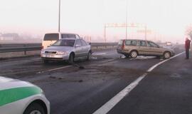 Slidžioje automagistralėje - avarijų gausa
