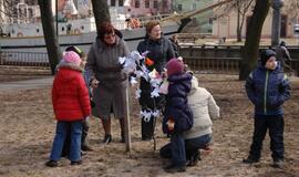 Solidarumui su Kudži - popierinių gervelių akcija