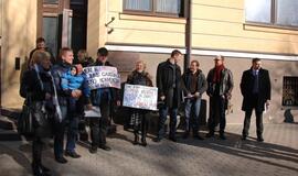 Mitingas prieš Žolynų kvartalo užstatymo detalųjį planą