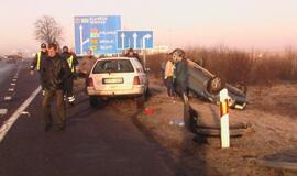 Slidžioje automagistralėje - avarijų gausa