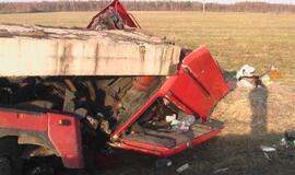 Nepraleido pagrindiniu keliu...