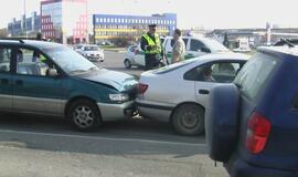 Girto vairuotojo sukelta avarija Tilžės gatvėje