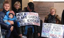 Mitingas prieš Žolynų kvartalo užstatymo detalųjį planą