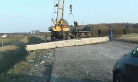 Nepraleido pagrindiniu keliu...