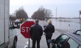 Potvynis pamaryje: ant kelio į Rusnę – 26 cm vandens