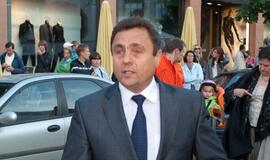 Aiškinasi, kiek kartų Petras Gražulis viršijo greitį