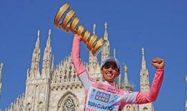 Albertas Kontadoras antrą kartą laimėjo "Giro d'Italia"