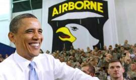 Barakas Obama susitiko su Osamą Bin Ladeną nukovusiais kariais