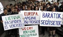 Lietuvos lenkai prašo ES Tarybai pirmininkaujančios Vengrijos užtarimo