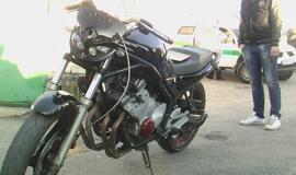 Krito motociklai, sužeistas žmogus