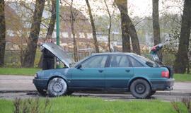 Šilutės plente degė lengvasis automobilis