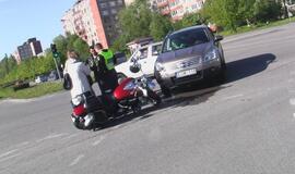 Krito motociklai, sužeistas žmogus