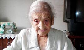 Mirė seniausia pasaulio moteris - 114 metų brazilė