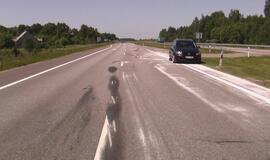 Automagistralėje vertėsi vilkikas