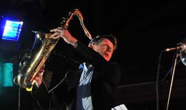 Džiazas užliejo Teatro aikštę