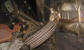 Baltarusių koloną išvartė akmuo