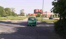 Sankryžoje - automobilio ir autobuso susidūrimas