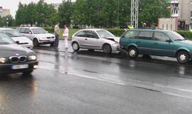 Eismo spūstyje - triguba avarija