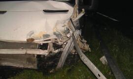 Baltarusių koloną išvartė akmuo