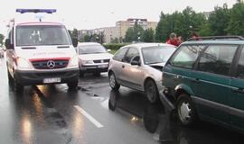 Eismo spūstyje - triguba avarija