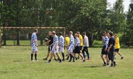 Futbolo varžybose - žmonės su negalia