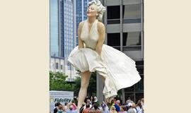 Čikagoje iškilo Marilyn Monroe skulptūra