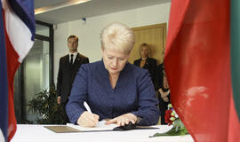 Dalia Grybauskaitė pasmerkė terorą Norvegijoje