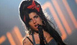 Namuose Londone rasta mirusi Amy Winehouse